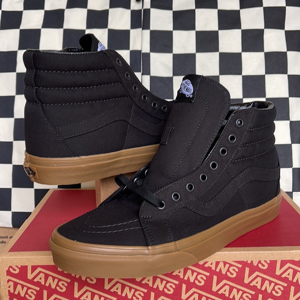 Vans WMNS Sk8-Hi Reissue Canvas Gum Black/Light Gum sneakers - Picture 1 of 16